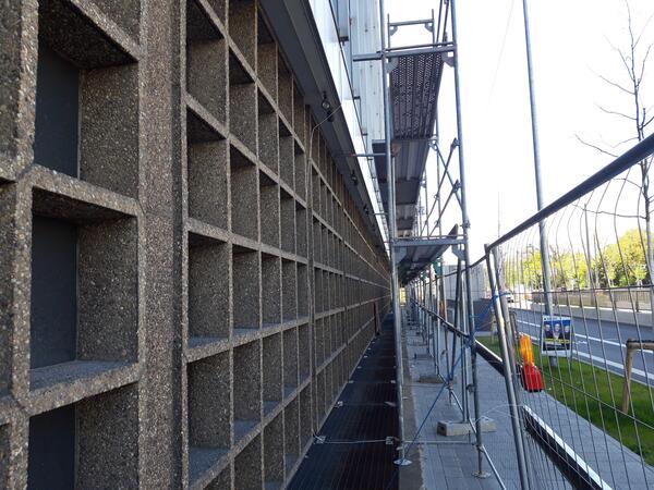 Bild vergr&ouml;&szlig;ern: Aufbau Ger�st am Langbau